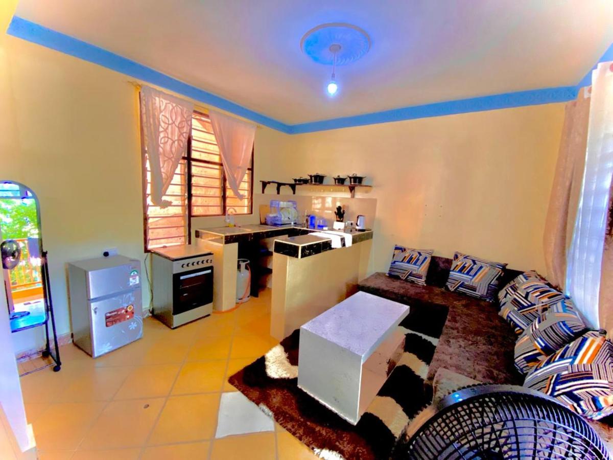 Cozy Holiday Homes. - Housity