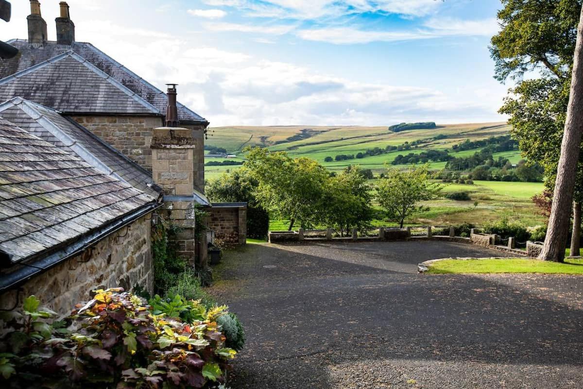 Broadgate House & Steading - Housity
