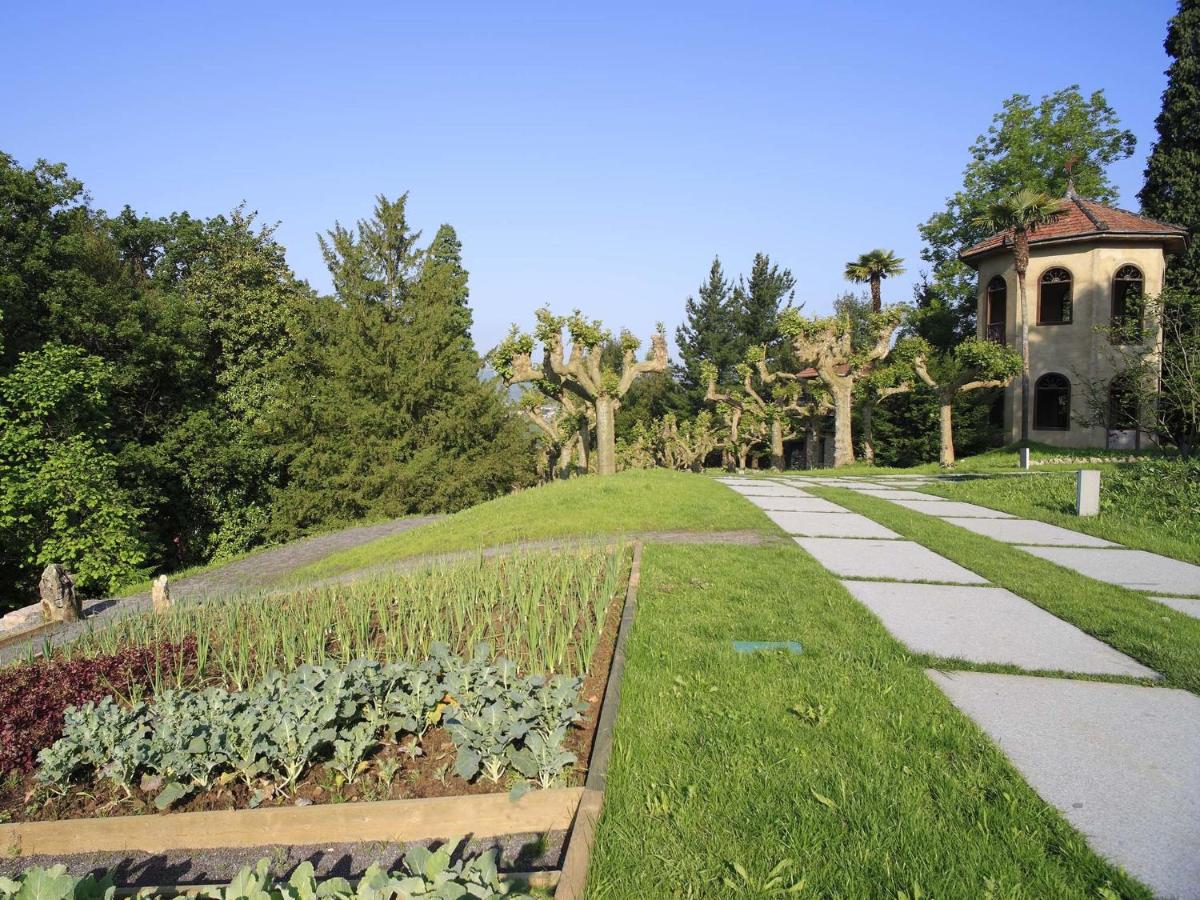 Jardín al aire libre en Blau Gran Hotel Las Caldas - Adults Only