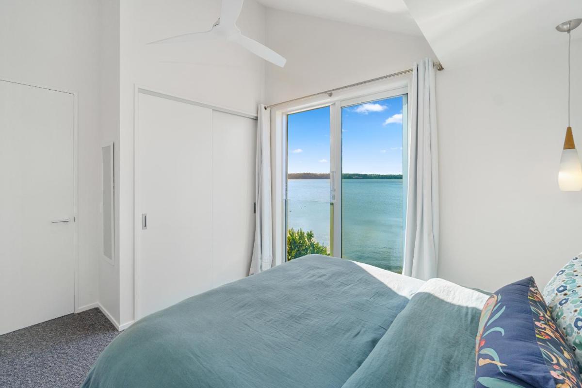 Harbour View - Westmere Holiday Apartment - Housity