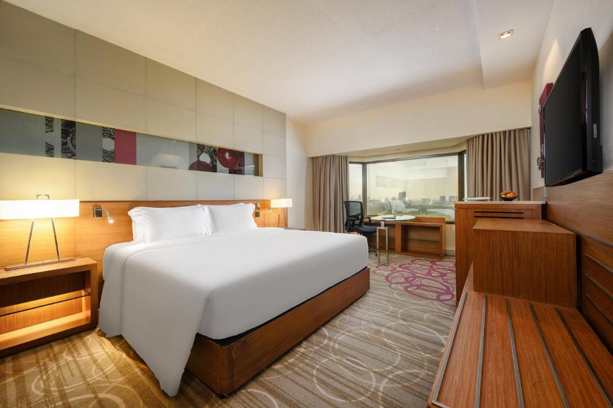 Centara Grand at Central Plaza Ladprao Bangkok - Housity