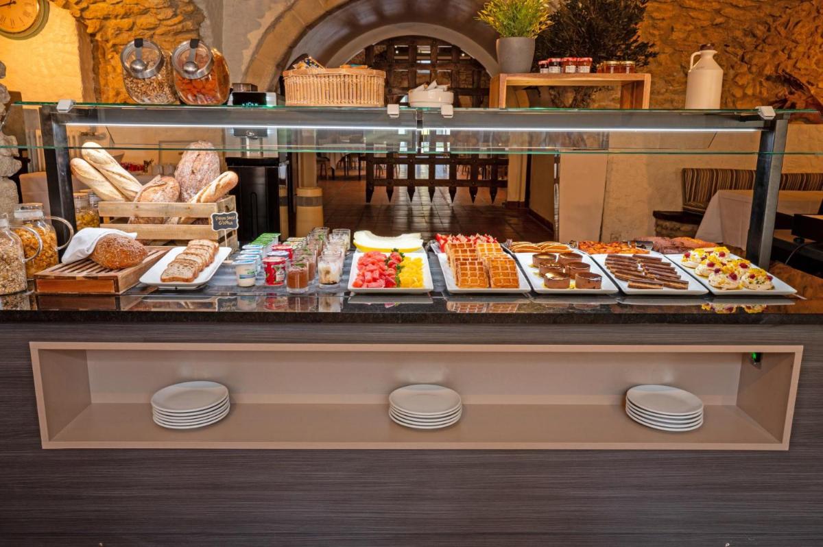 Nourriture dans l'hôtel ou à proximité