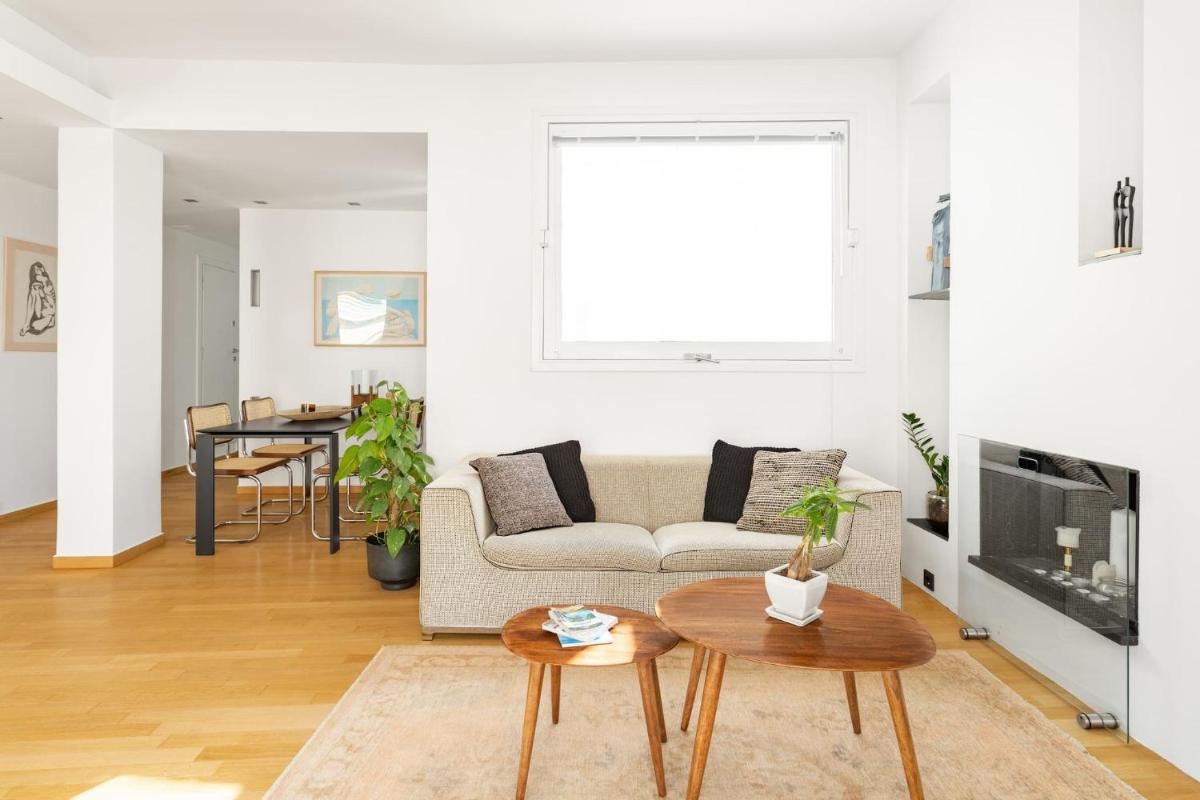 OPEN SKIES- PENTHOUSE IN PLAKA- ACROPOLIS VIEW! - Housity