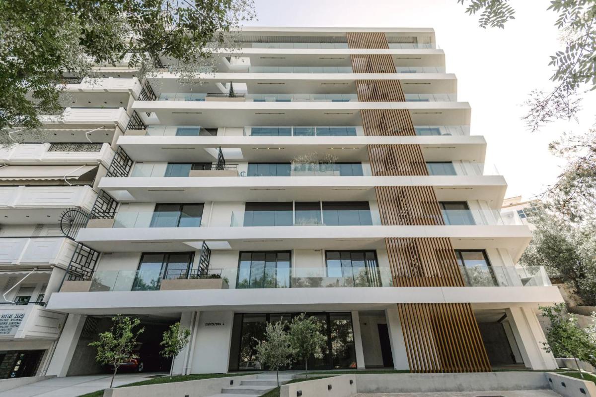Kalypso, Urban Apartment with Unique Views of The Acropolis! - Housity
