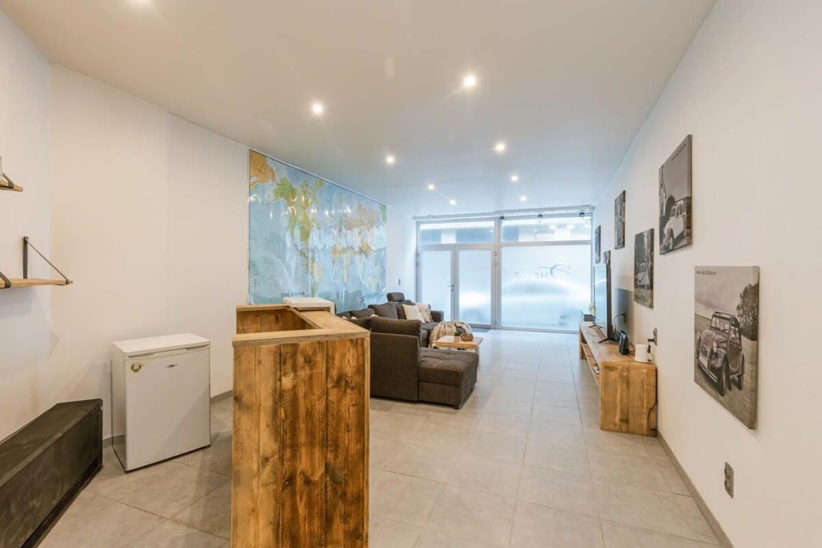 Huswell - Spacious apartment in the center of Ostend - Housity