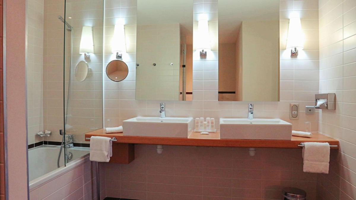 Salle de bains dans l'établissement Radisson Blu Hotel Toulouse Airport
