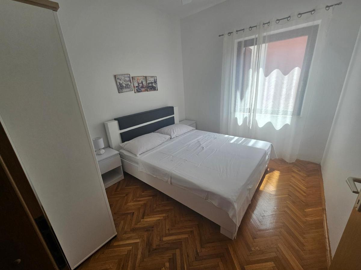 Anna Apartment - Housity