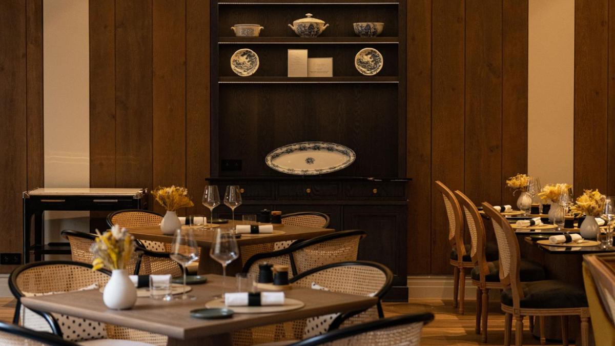 Coin salon dans l'établissement Hôtel Lancaster Paris Champs-Elysées