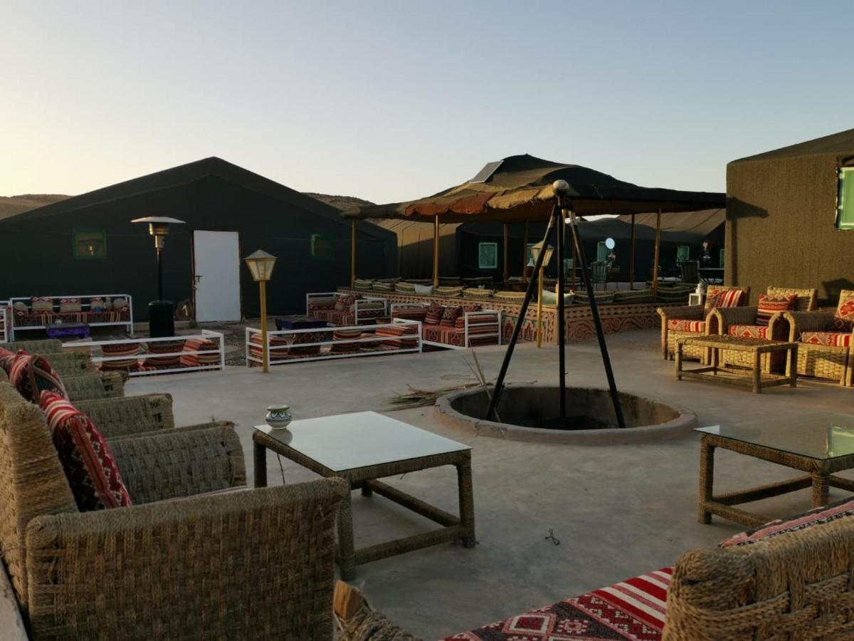 Desert Camp in Zagora - Camel ride - Easy & Affordable Stays - Housity