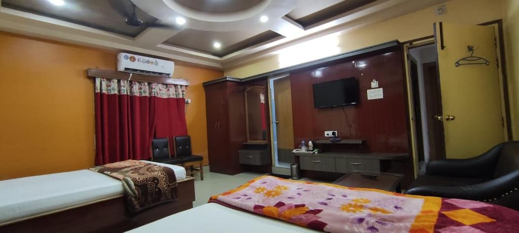 HOTEL NANDANIK PALACE - Housity