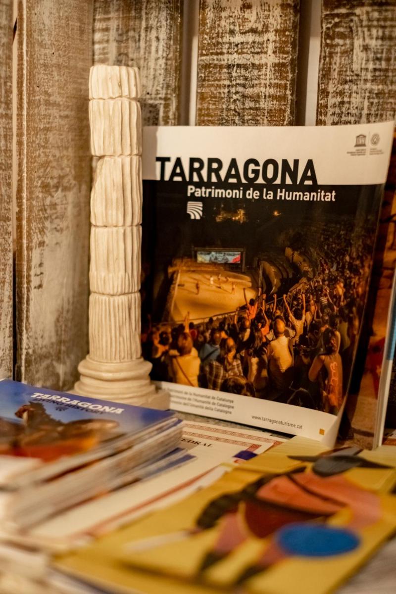 Apartamento en el corazón de Tarragona. Planta baja con patio. - Housity