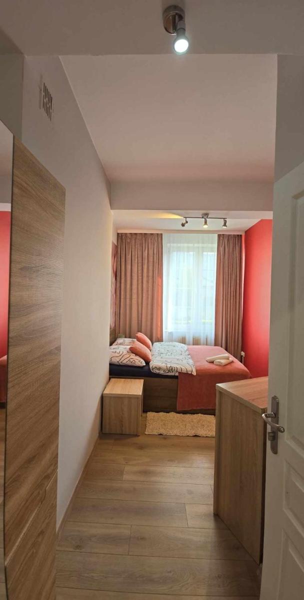Apartament Pod 12 - Housity
