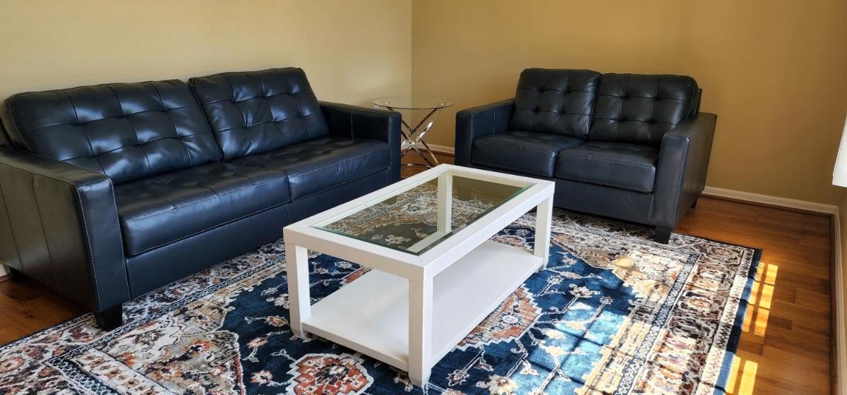 Luxury 3-Bedroom Home near Beaches with Pool - Housity