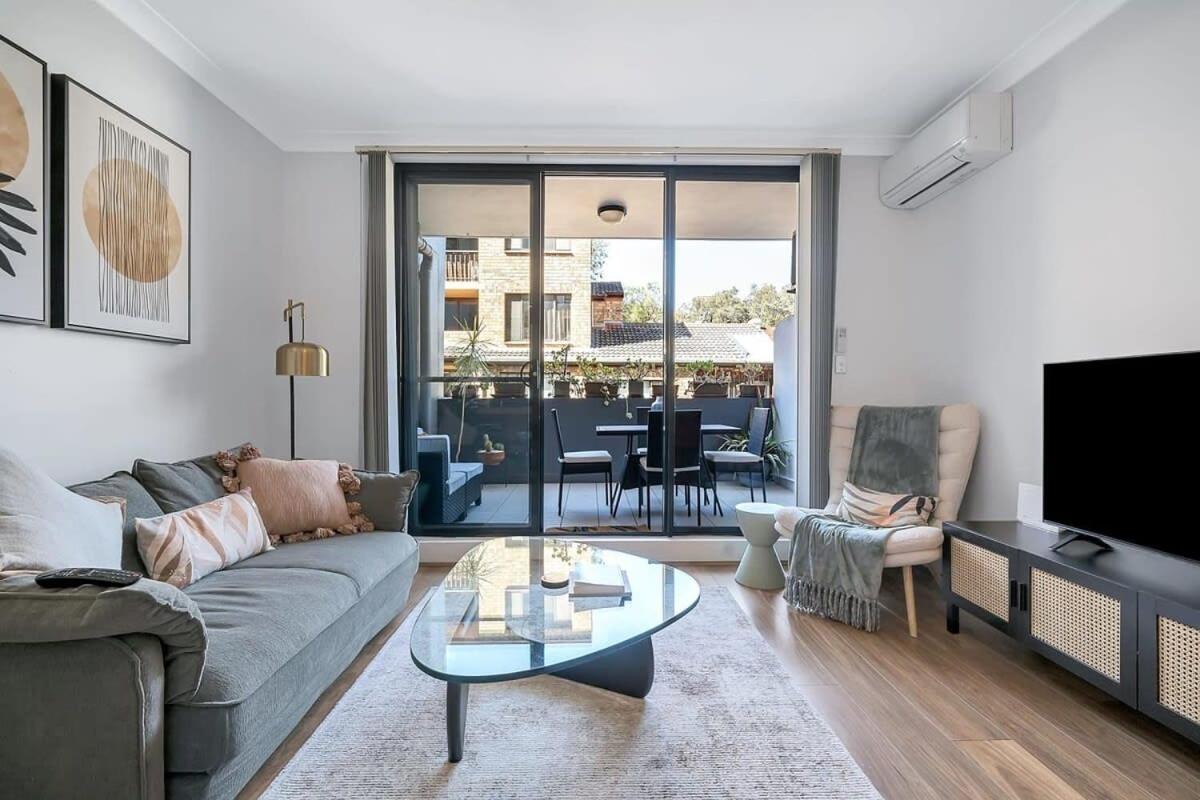 Prince Alfred Park - Central Station - Housity