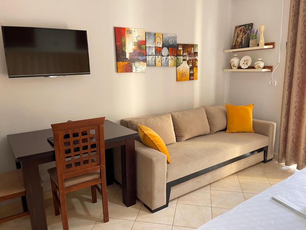 Melina Apartments - Housity