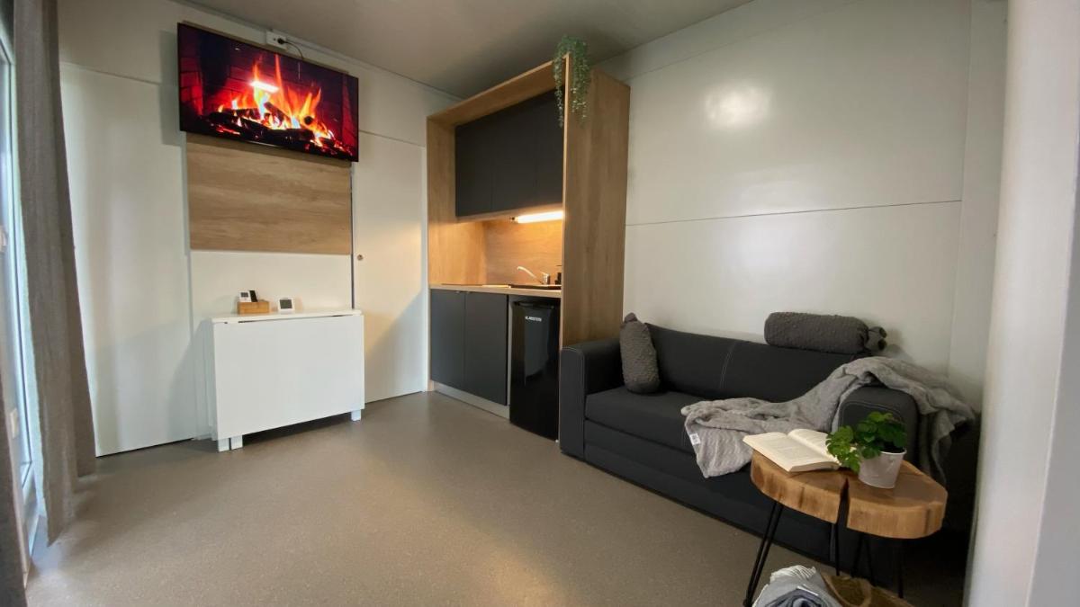 MAGNOLIA HOUSE by the RIVER - Housity