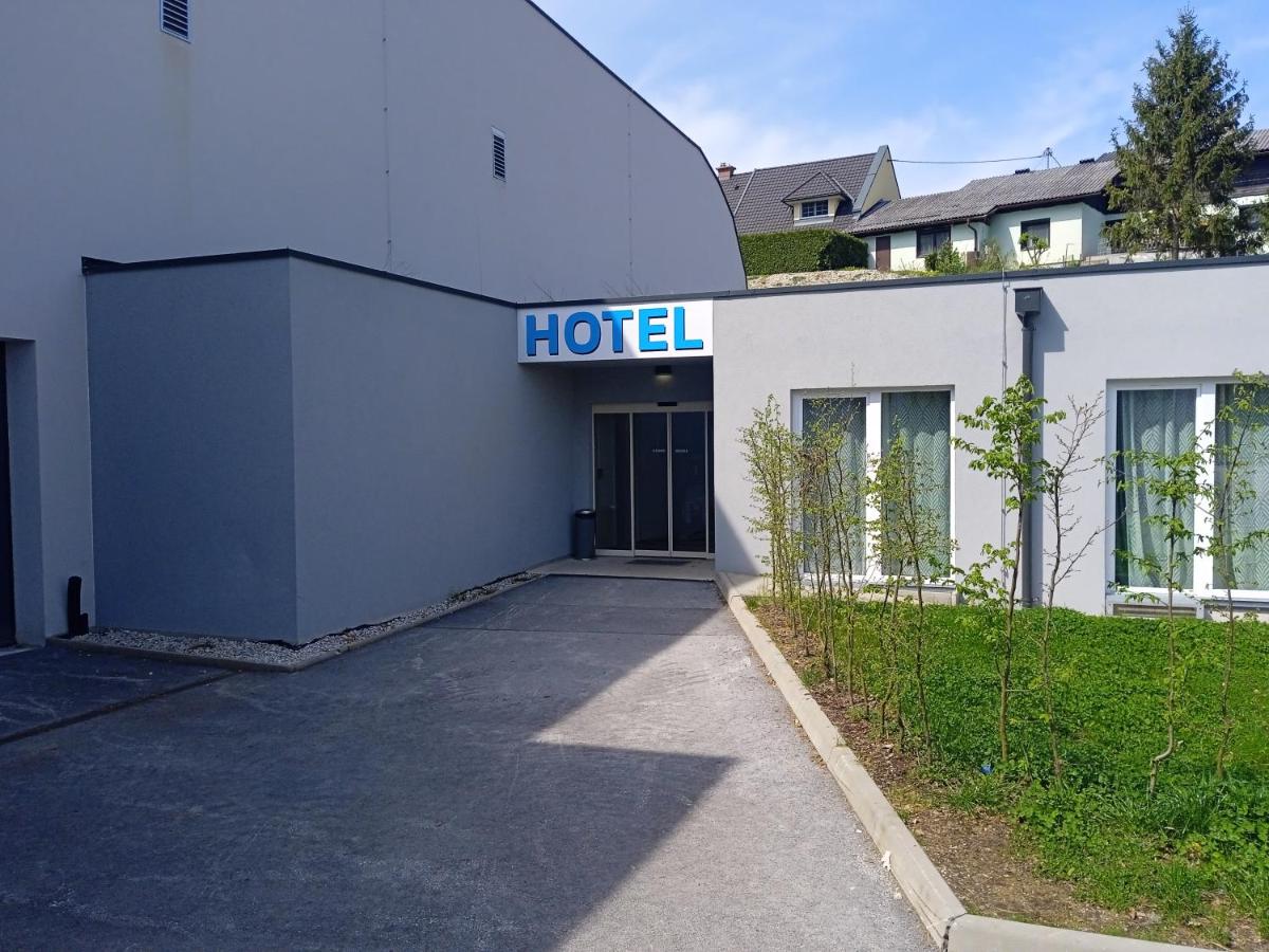 Sporthotel Ferlach - Housity