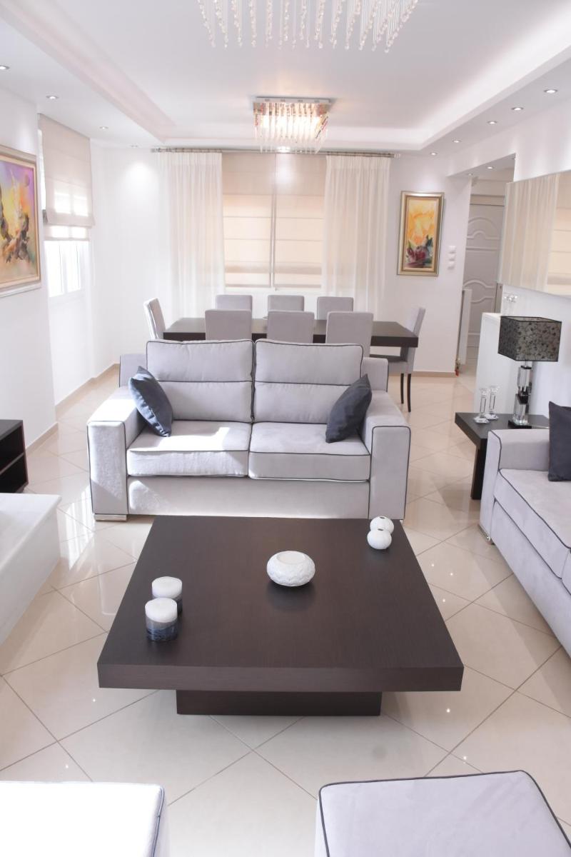 Keratea Luxury Villa -Athens Airport - Housity