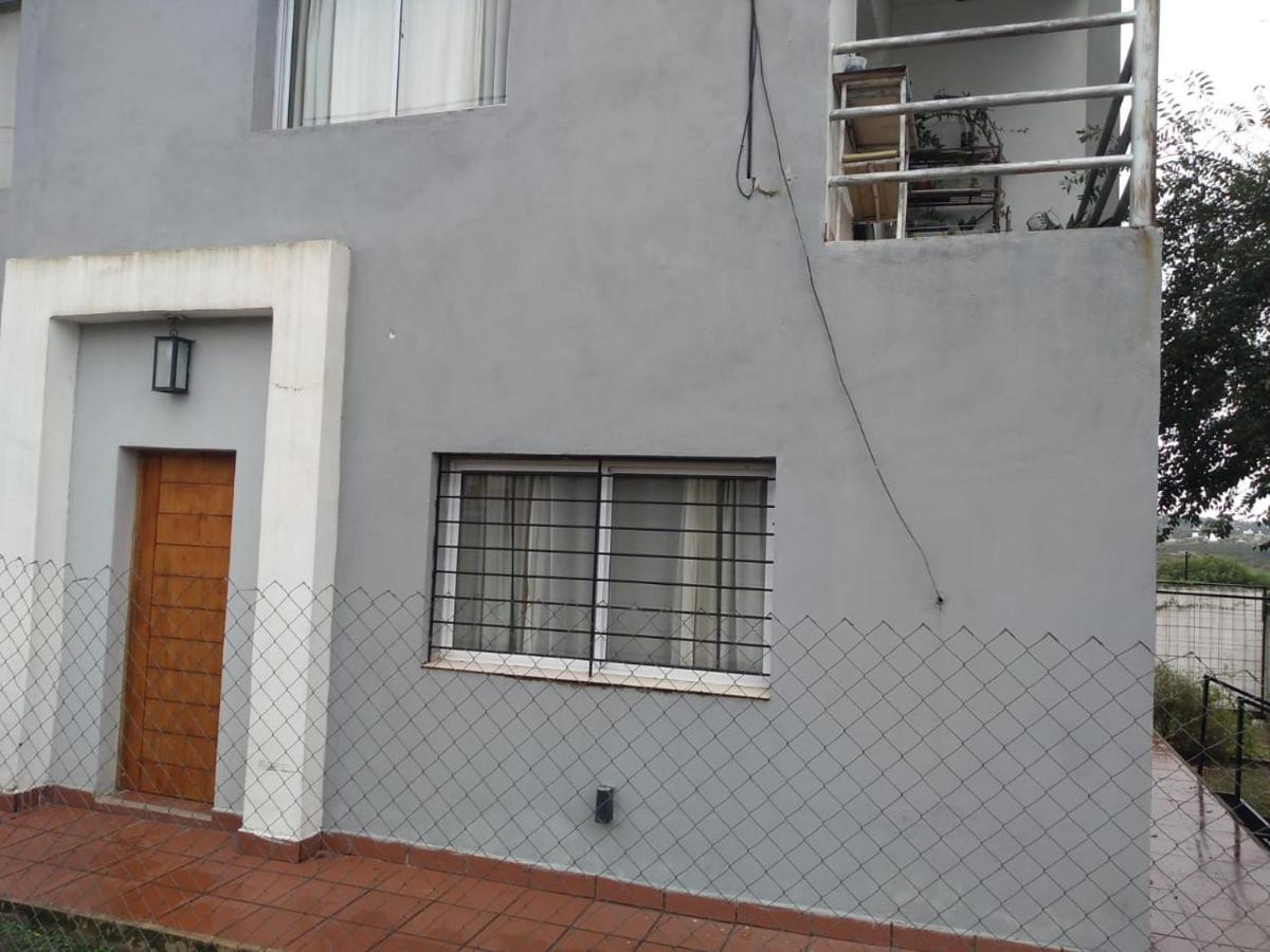 Apartamentos Anahí - Housity