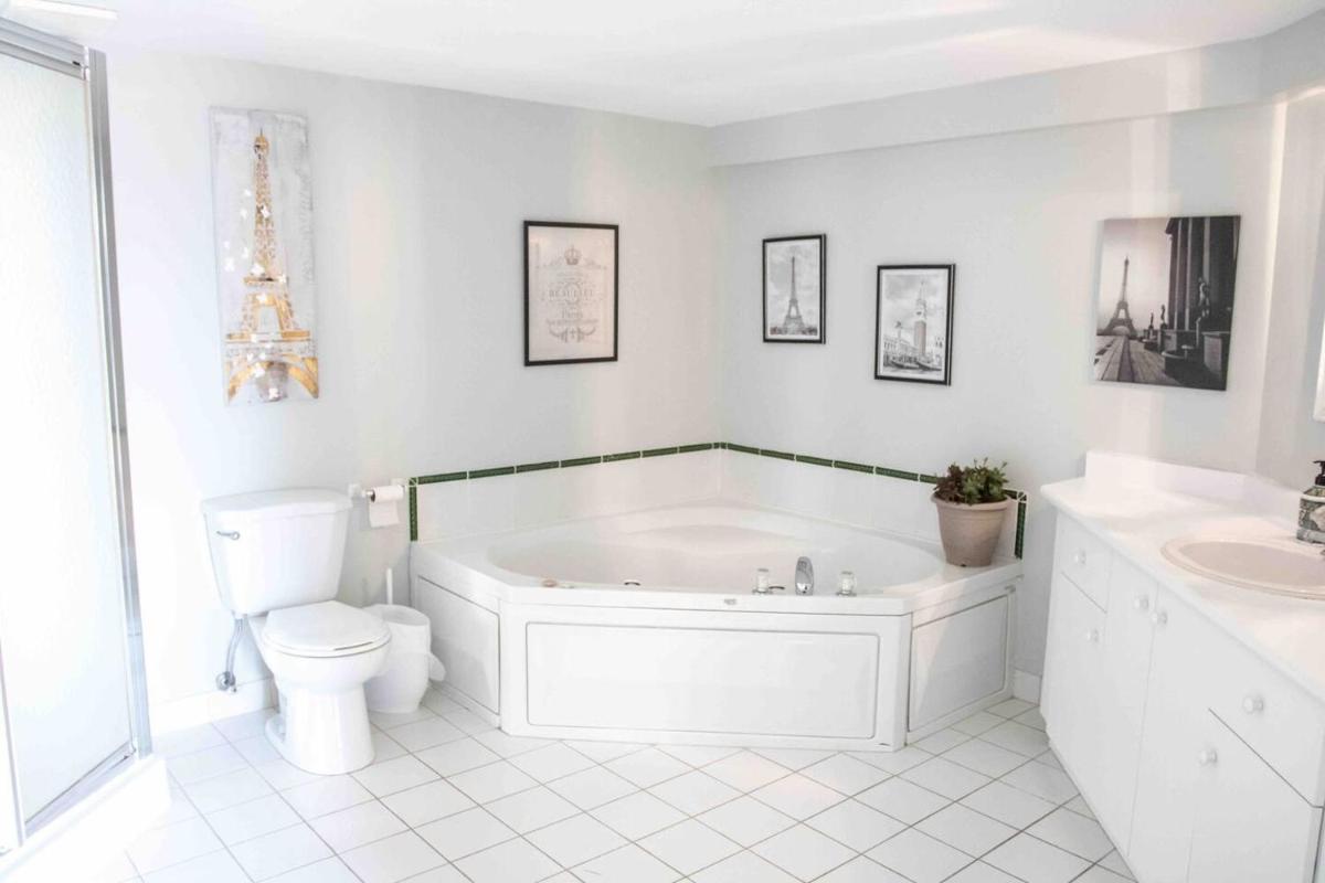 The Jypsy Inn Chambre Damour Bracebridge - Housity