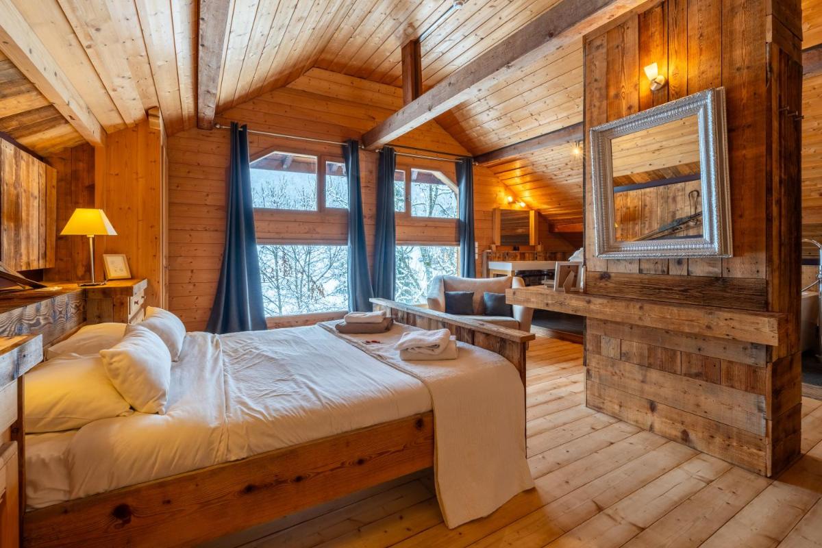Chalet-Sixtine A large family chalet of 600m2 near La Clusaz - Housity