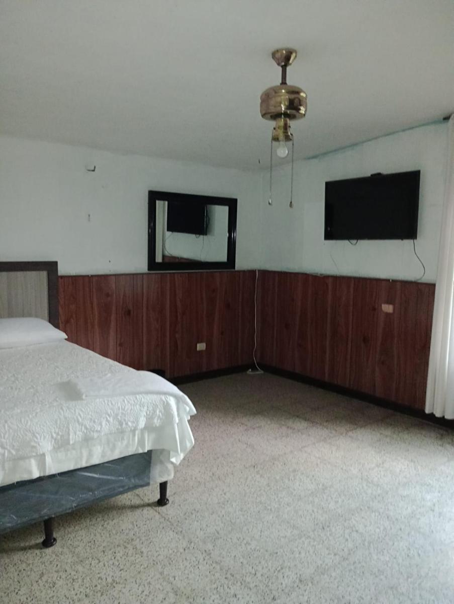 MUNDO HOSTAL - Housity