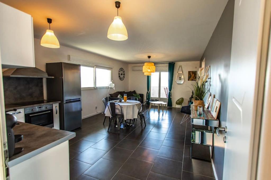 Appartement F4 neuf avec jardin et cuisine d'été - Housity
