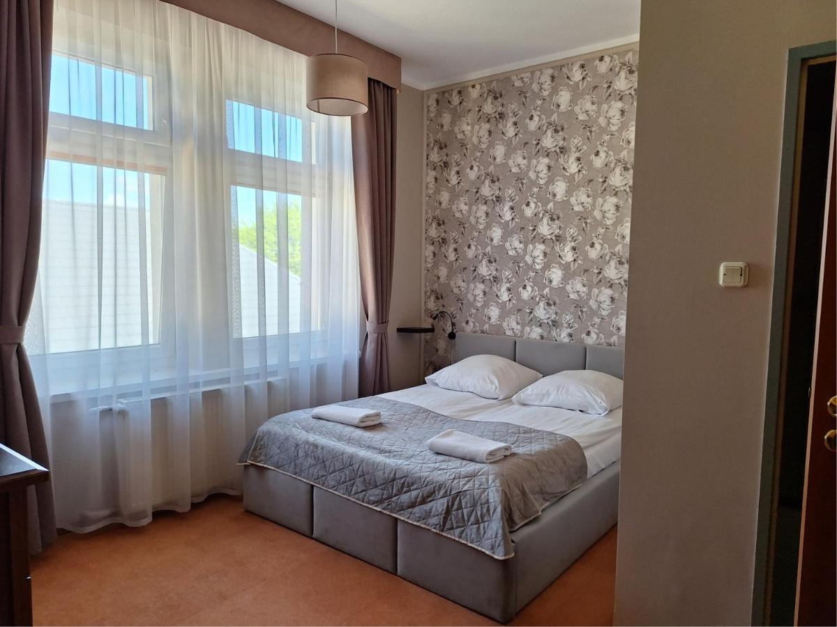 Hotel Restauracja Rondo - Housity