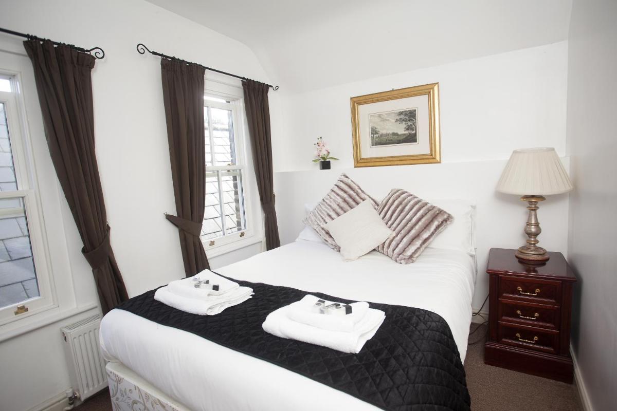 The Five Bells - Housity