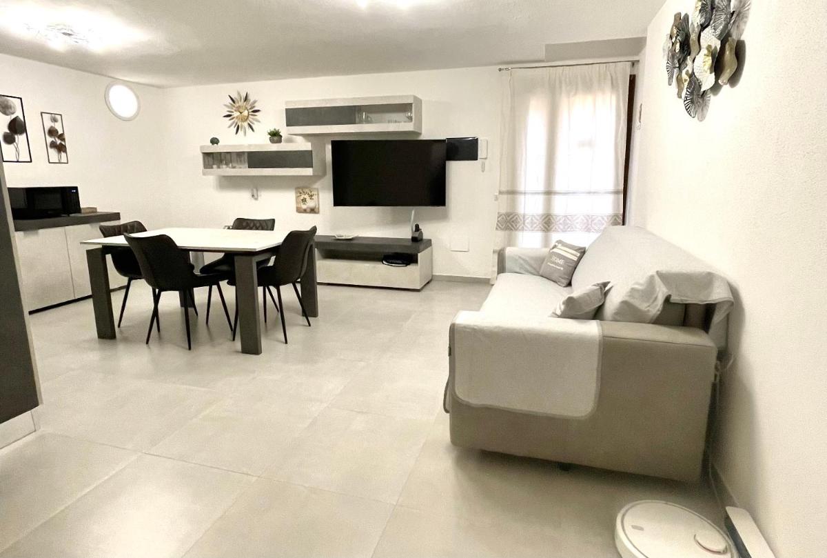 APPARTAMENTO PICASSO - Housity