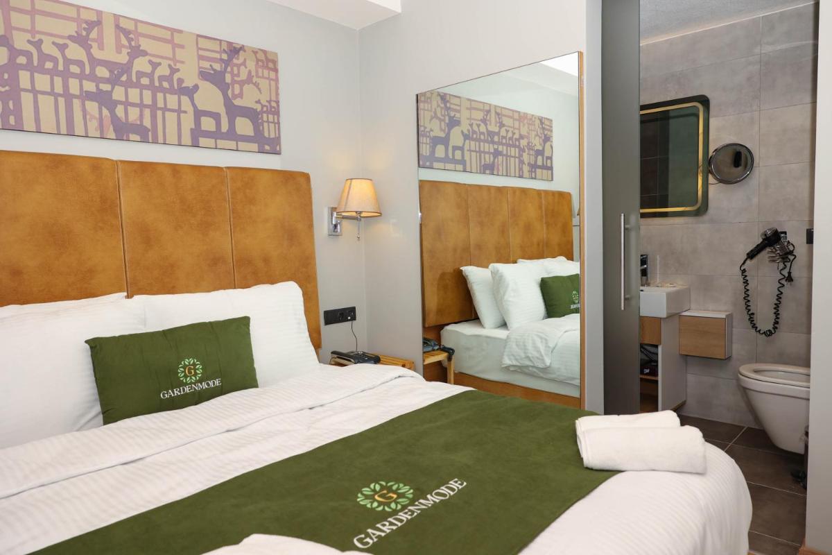 Gardenmode Airport Hotel - Housity