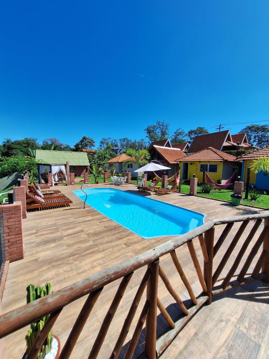 Águas Chalés Temporada - Chalés e Lofts Confortáveis - Piscina - Próximo ao Thermas - Housity