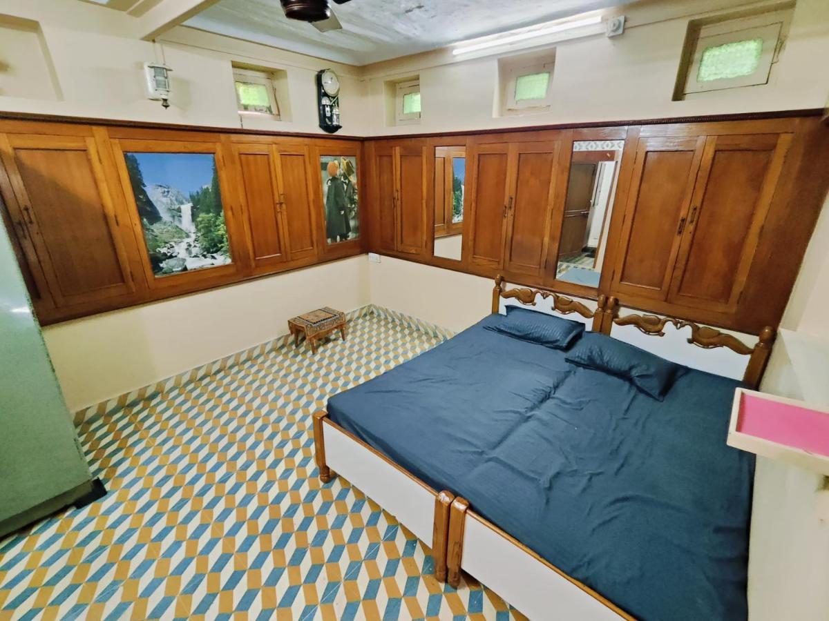 Tej Guest House - Housity