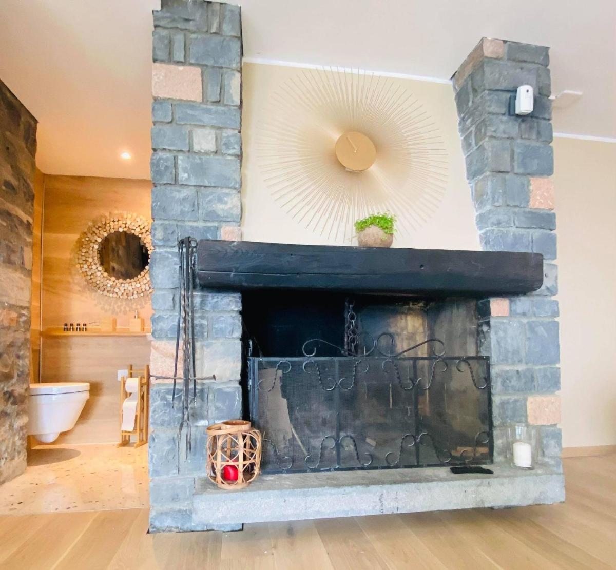 La Villa with heated pool and amaizing view - Housity
