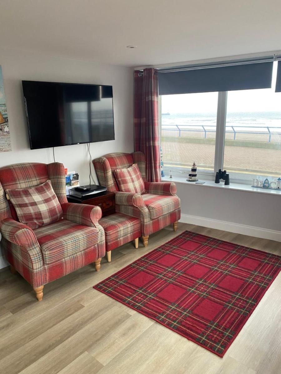 Beach Cottage - Housity