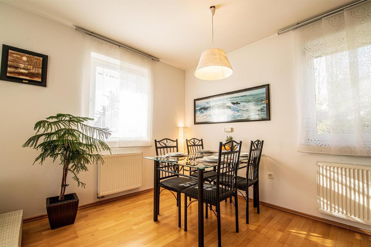 Sunny Weekend Sauna House - Happy Rentals - Housity