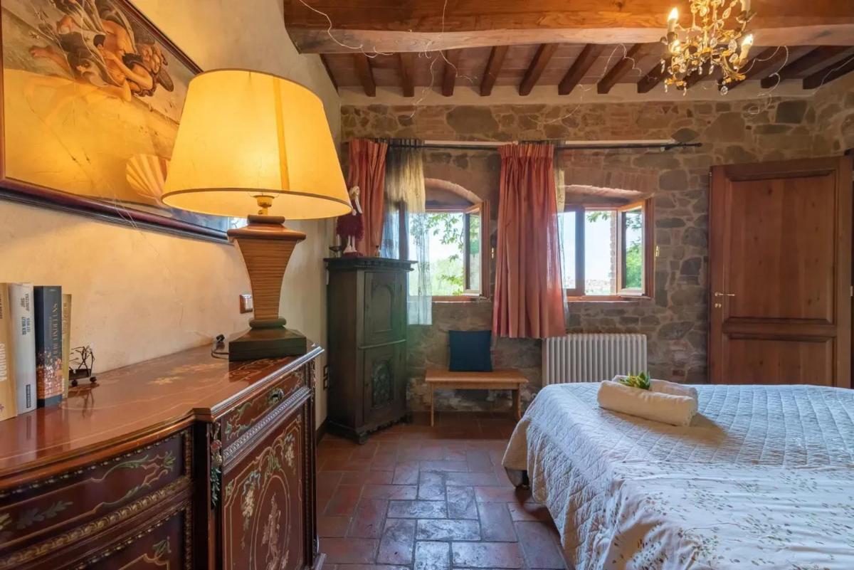 Cozy House in Monte San Savino - Housity