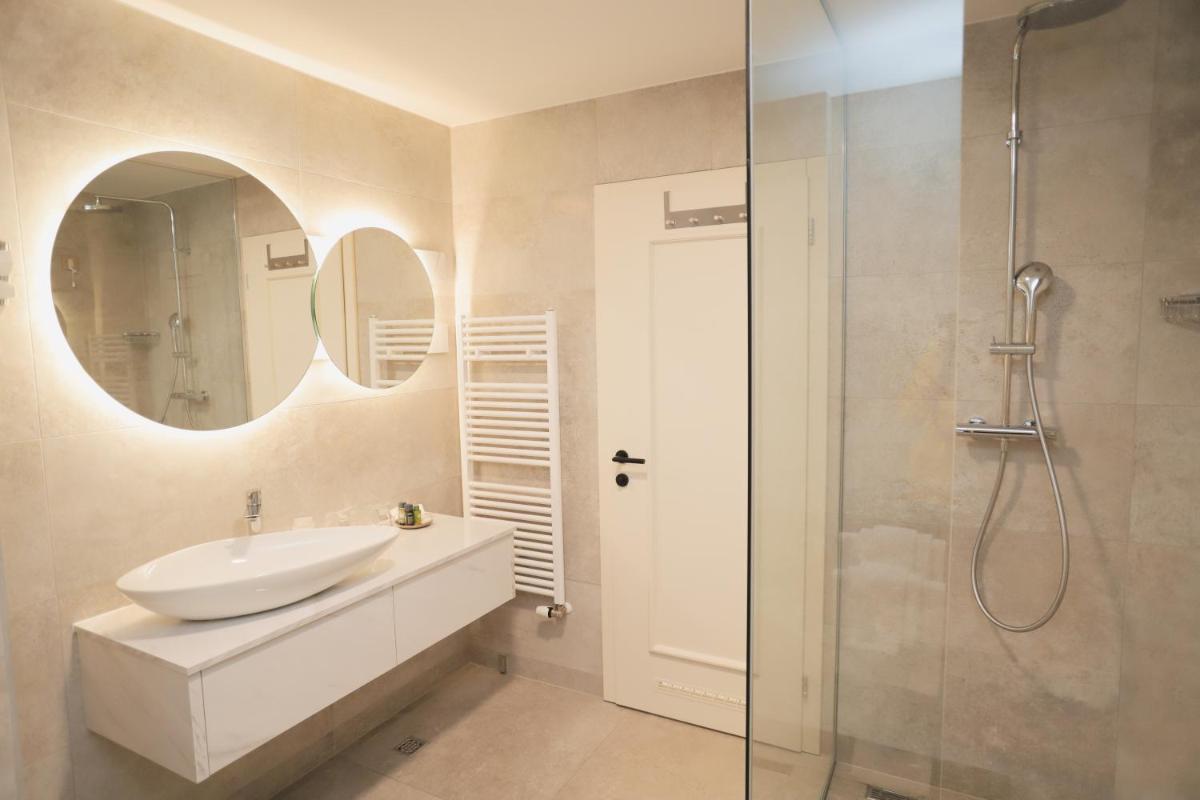 Hotel Bernarda - Housity