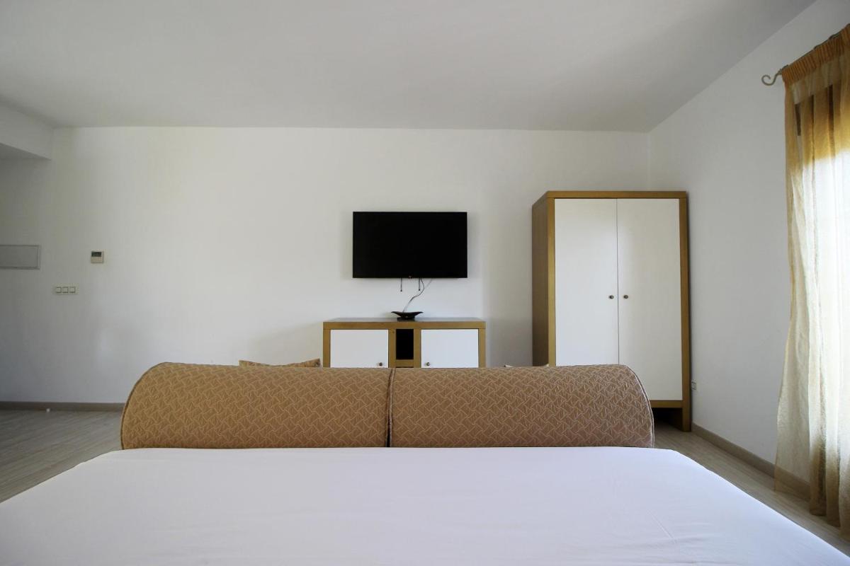 Villa Xarahiz - Housity