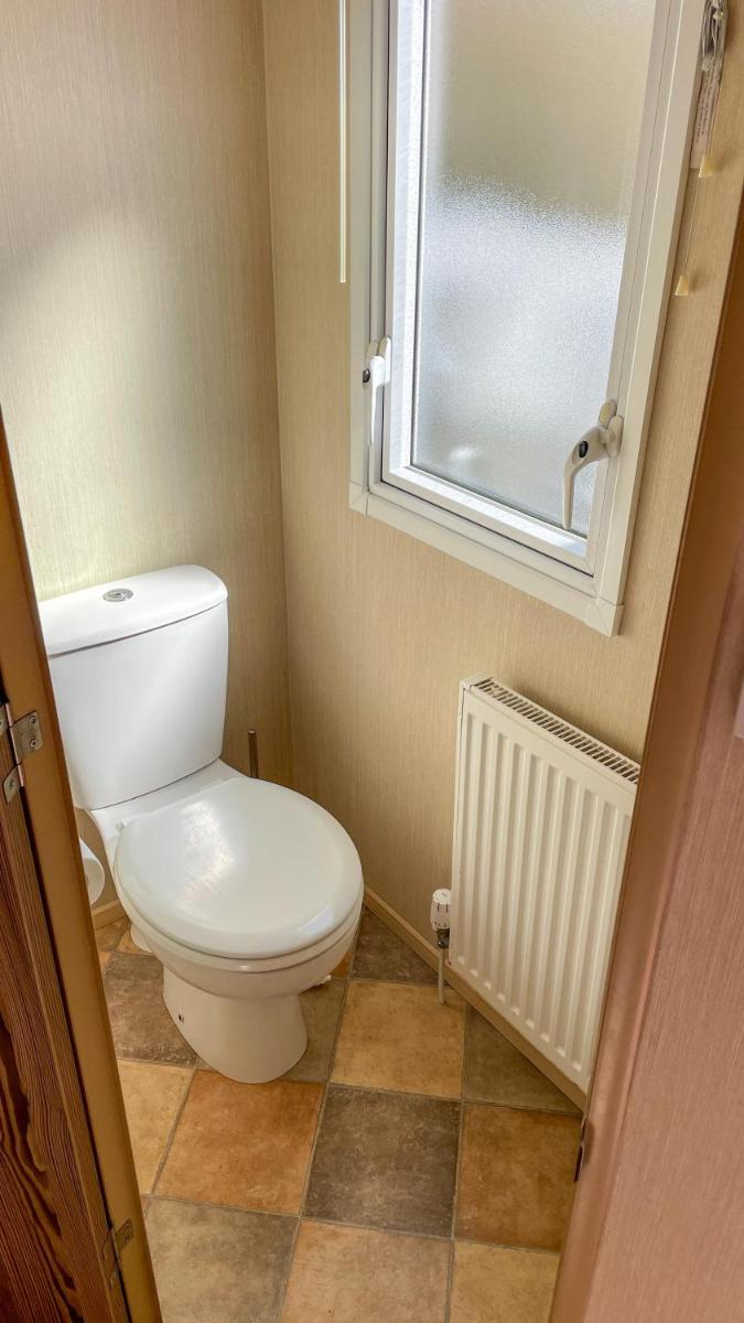 Littlesea Caravan - Housity