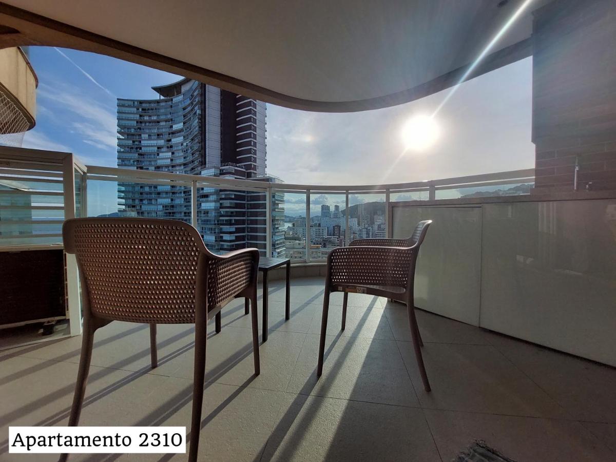 Book Santos - Estanconfor Andar Alto com Sacada ampla e a Melhor Vista Mar - Housity