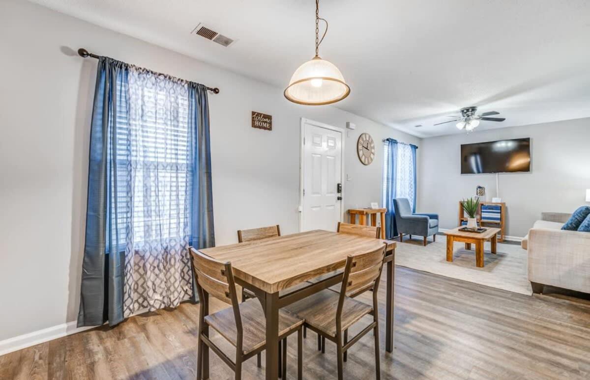 Bluff City Bungalow- Minutes to Beale Street - Housity