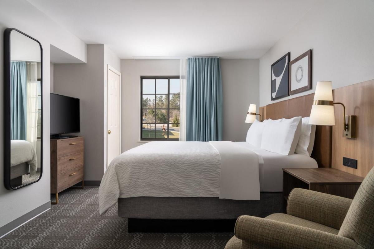 Staybridge Suites Akron-Stow-Cuyahoga Falls by IHG - Housity