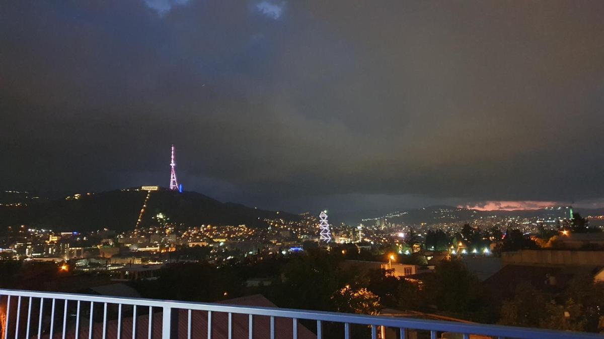 Hotel Hills in Old Tbilisi - Housity