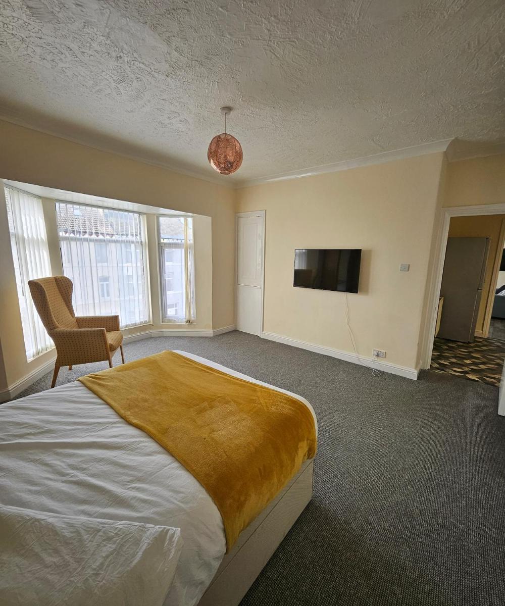 Redcar Seaview Apartments - Housity