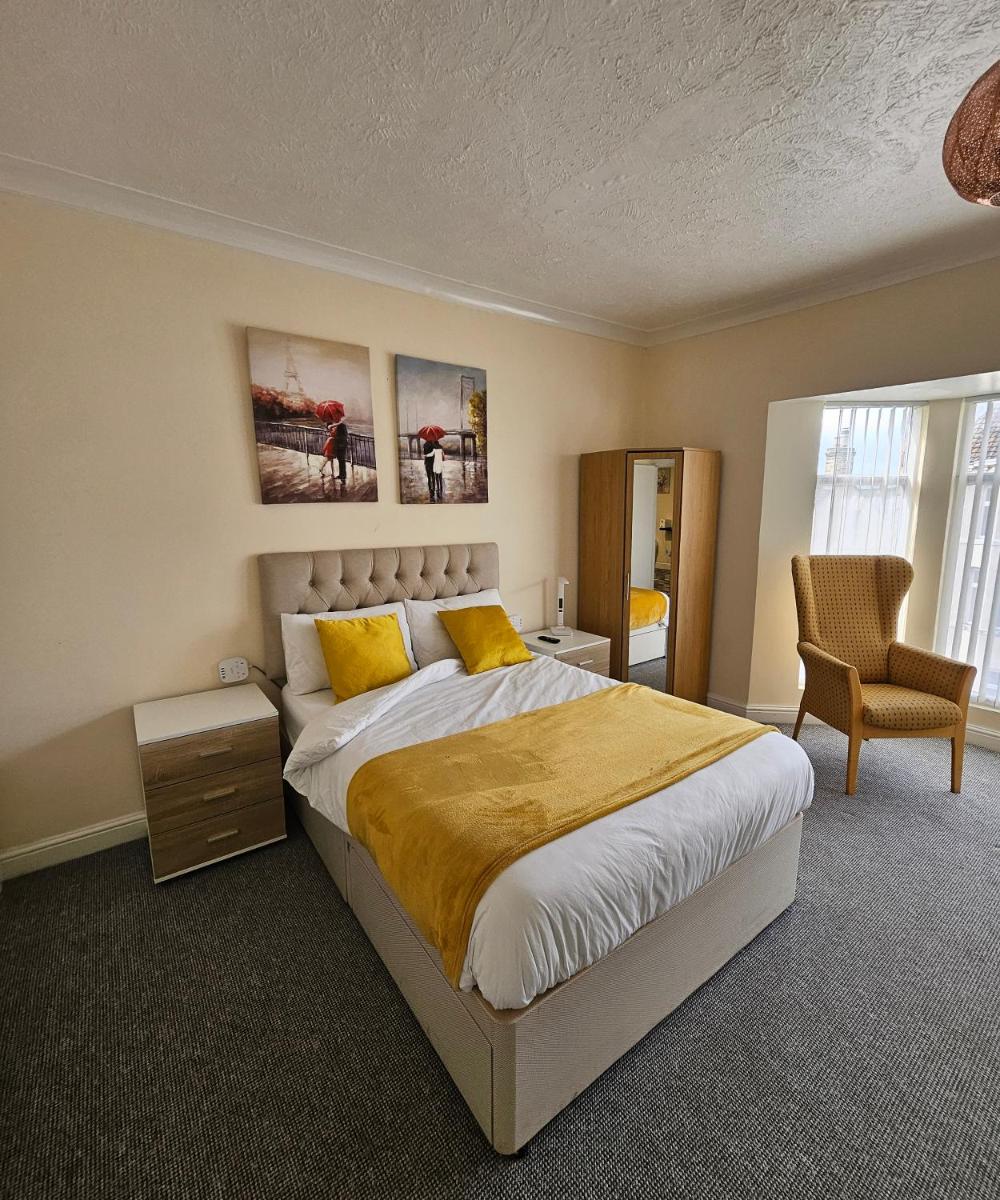 Redcar Seaview Apartments - Housity