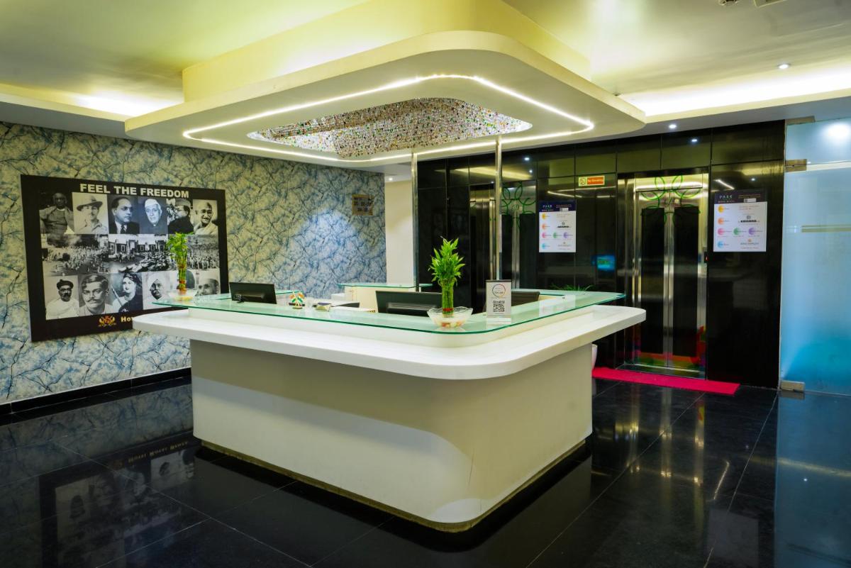 PARK SIGNATURE HOTELS - Royal Benza - Hizvo