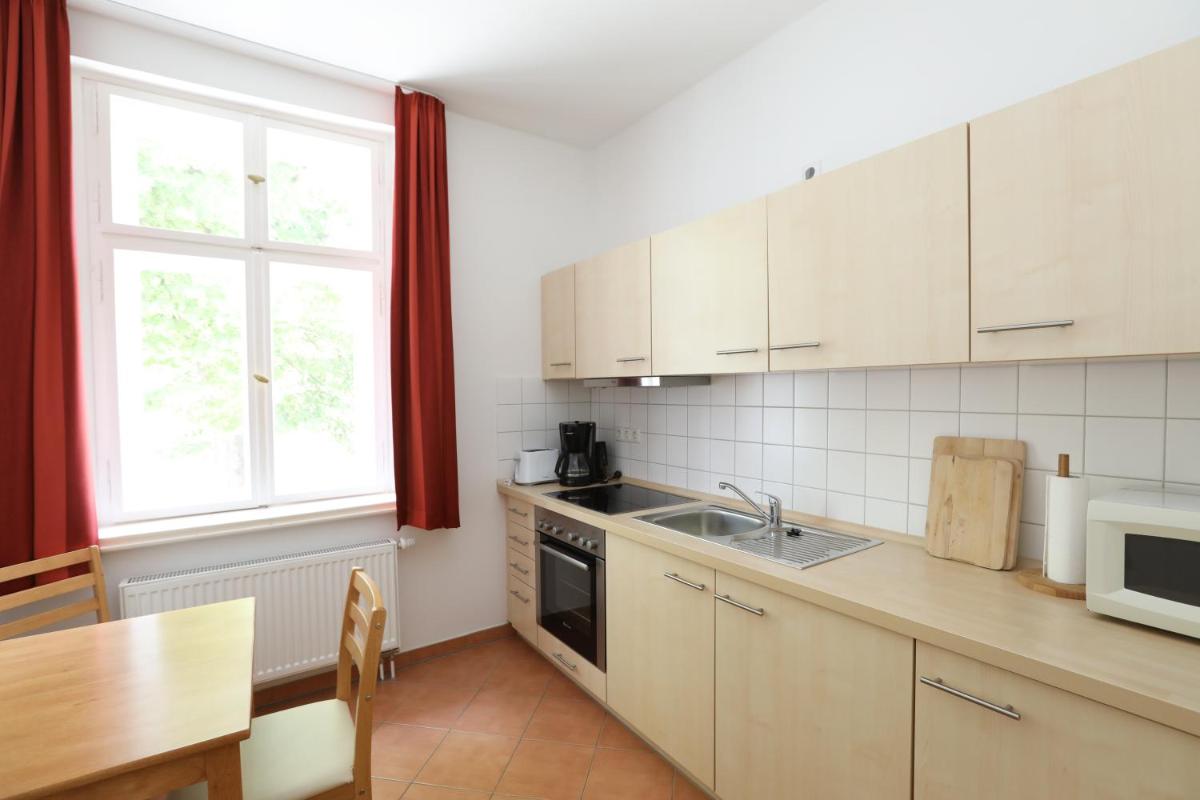 Kl. Fontane Ferienwohnung Bad Freienwalde direkt am Markt - Housity