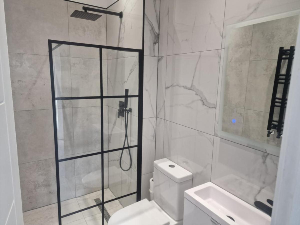 Richmond Apartments - Housity