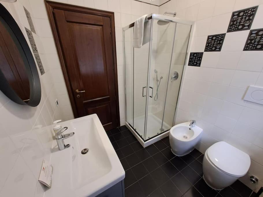 La Rive Droite - Housity